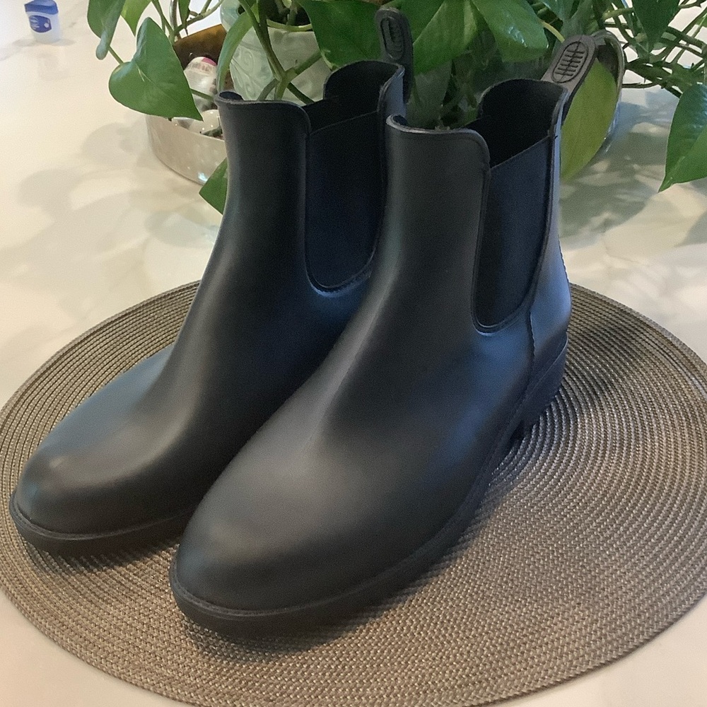 New Black Ankle Boots